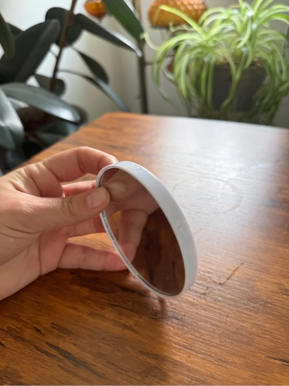 Round Cream small Wall Mirror – Unbranded